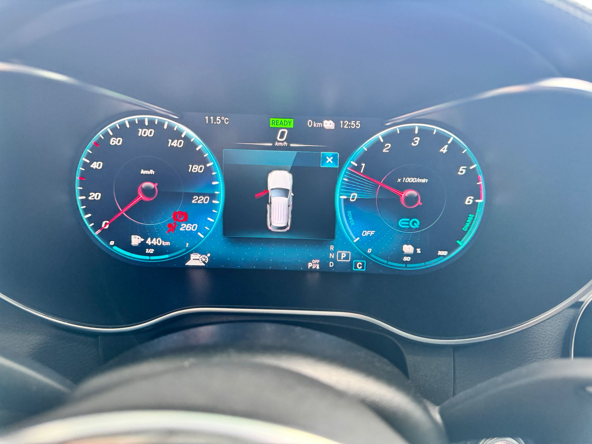 
								MERCEDES BENZ GLC full									