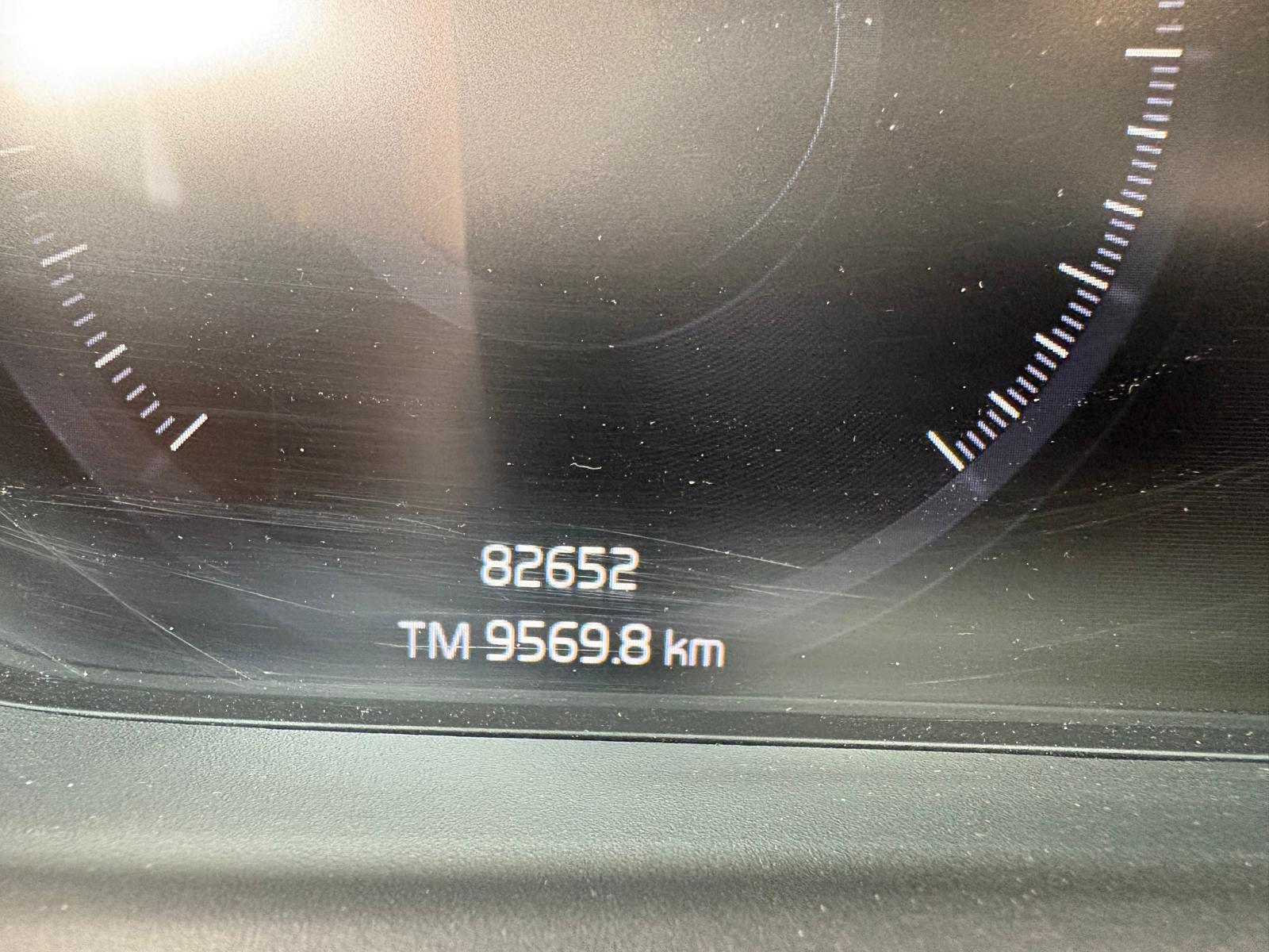 
								Volvo XC40 2020 full									