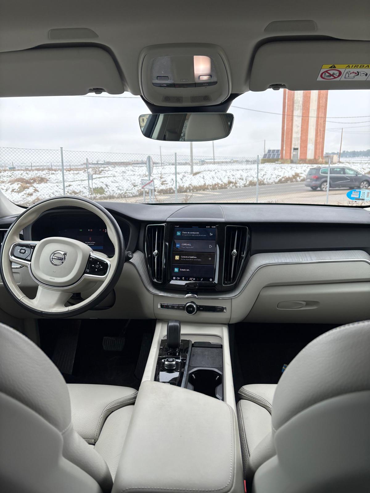 
								Volvo XC60 2020 full									